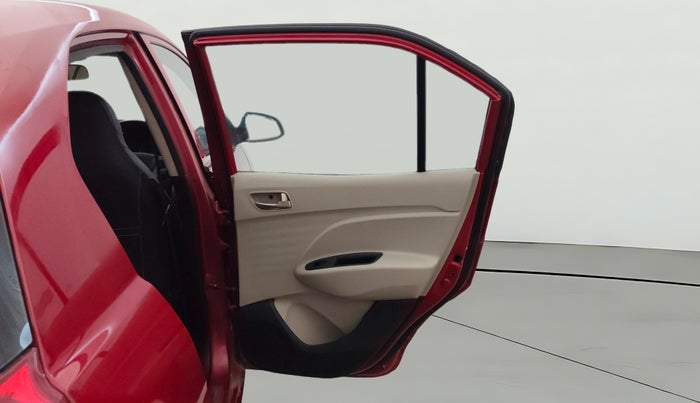 2019 Hyundai NEW SANTRO SPORTZ CNG, CNG, Manual, 46,315 km, RHS Rear Door