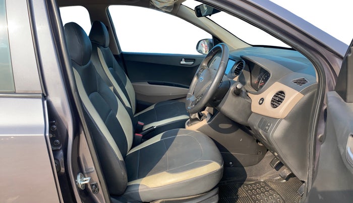 2018 Hyundai Grand i10 ASTA 1.2 KAPPA VTVT, Petrol, Manual, 20,998 km, Right Side Front Door Cabin