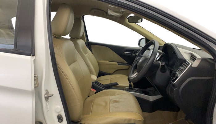 2017 Honda City 1.5L I-VTEC V MT, Petrol, Manual, 25,332 km, Right Side Front Door Cabin