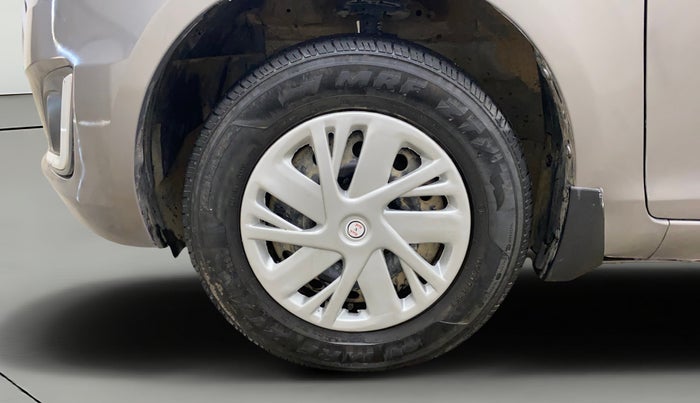 2015 Maruti Swift VXI, Petrol, Manual, 76,873 km, Left Front Wheel