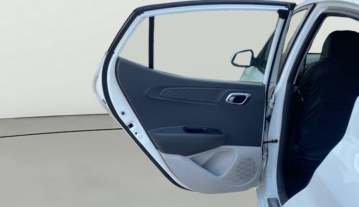 2020 Hyundai AURA SX PLUS 1.2 AMT, CNG, Automatic, 1,03,686 km, LHS Rear Door