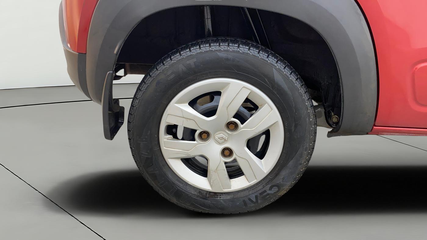 2015 Renault Kwid RXL, Petrol, Manual, 22,255 km, Right Rear Wheel
