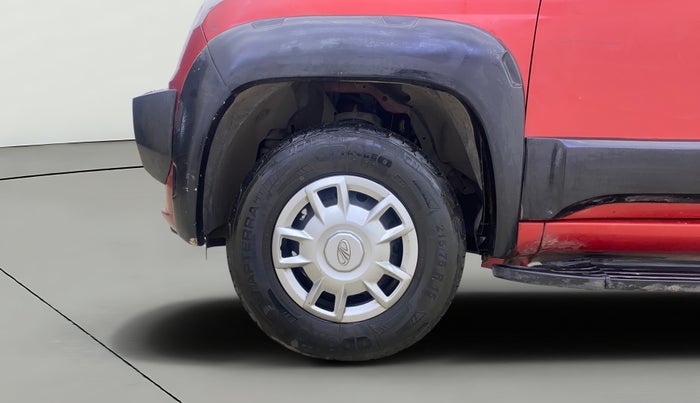 2016 Mahindra TUV300 T6 PLUS, Diesel, Manual, 67,182 km, Left Front Wheel
