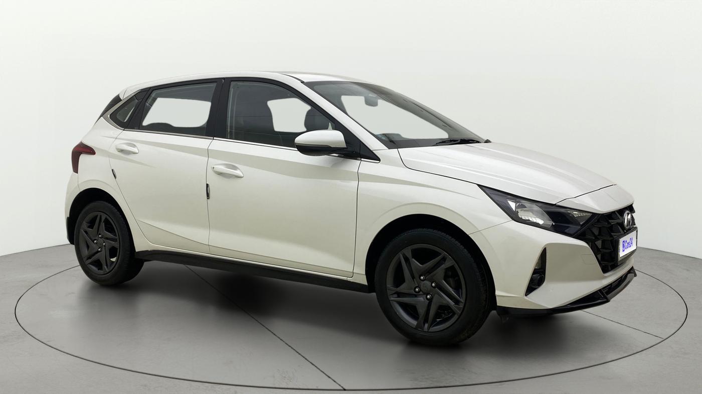 2022 Hyundai NEW I20 SPORTZ 1.2 MT, Petrol, Manual, 16,581 km, Right Front Diagonal