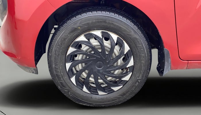 2022 Hyundai NEW SANTRO MAGNA, Petrol, Manual, 17,292 km, Left Front Wheel