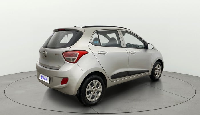 2016 Hyundai Grand i10 SPORTZ 1.2 KAPPA VTVT, Petrol, Manual, 59,720 km, Right Back Diagonal