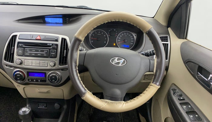 2014 Hyundai i20 MAGNA 1.2, Petrol, Manual, 18,133 km, Steering Wheel Close Up