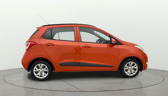2018 Hyundai Grand i10 SPORTZ (O) 1.2 KAPPA VTVT, Petrol, Manual, 37,985 km, Right Side View