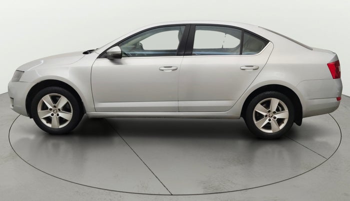 2016 Skoda Octavia AMBITION PLUS AT 1.8 TSI, Petrol, Automatic, 92,840 km, Left Side