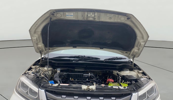 2020 Toyota URBAN CRUISER PREMIUM GRADE AT, Petrol, Automatic, 1,45,579 km, Open Bonet