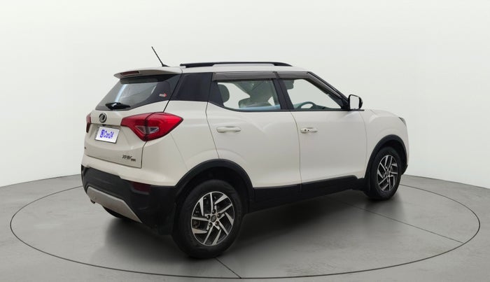 2022 Mahindra XUV300 W8 (O) 1.2 PETROL, Petrol, Manual, 38,272 km, Right Back Diagonal