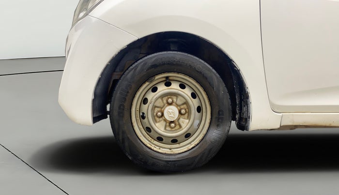 2014 Hyundai Eon D-LITE+, Petrol, Manual, 84,097 km, Left Front Wheel