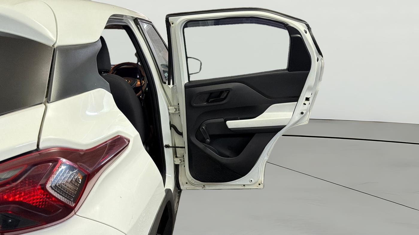 2023 Tata PUNCH PURE MT, Petrol, Manual, 37,653 km, RHS Rear Door