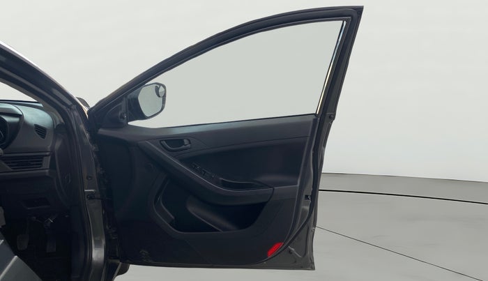 2024 Tata NEXON Smart + 1.5, Diesel, Manual, 19,983 km, RHS Front Door