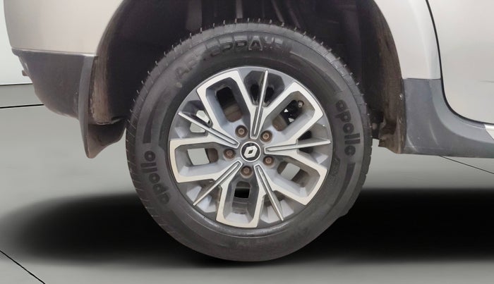 2021 Renault Duster RXZ 1.5 PETROL MT, Petrol, Manual, 26,525 km, Right Rear Wheel