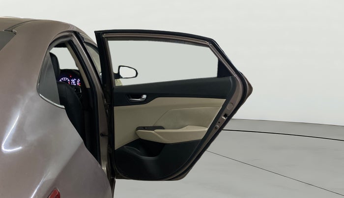 2018 Hyundai Verna 1.6 VTVT SX, Petrol, Manual, 51,170 km, RHS Rear Door