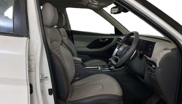 2024 Hyundai Creta SX (O) 1.5 TURBO DCT, Petrol, Automatic, 13,185 km, Right Side Front Door Cabin