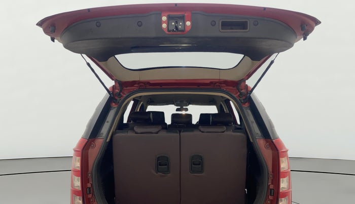 2013 Mahindra XUV500 W6, Diesel, Manual, 56,948 km, Boot Door Open