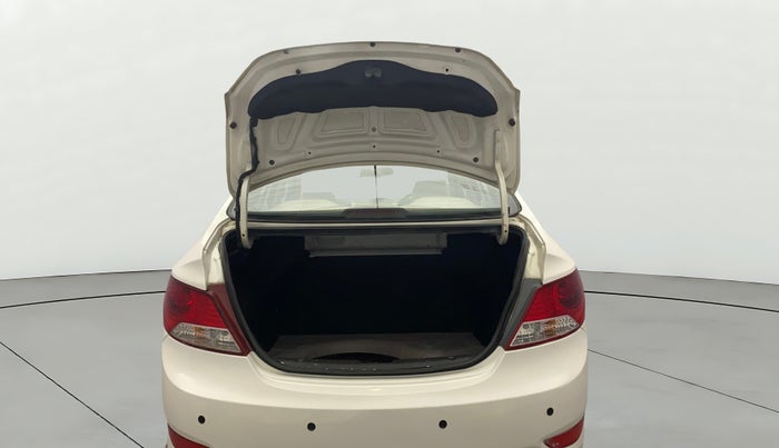 2014 Hyundai Verna FLUIDIC 1.6 VTVT EX, Petrol, Manual, 1,05,898 km, Boot Door Open