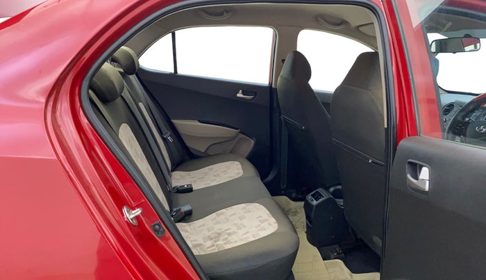 2015 Hyundai Xcent S 1.2, Petrol, Manual, 57,648 km, Right Side Rear Door Cabin