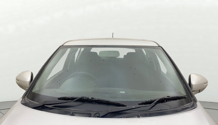 2013 Maruti Swift VXI, Petrol, Manual, 94,966 km, Front Windshield