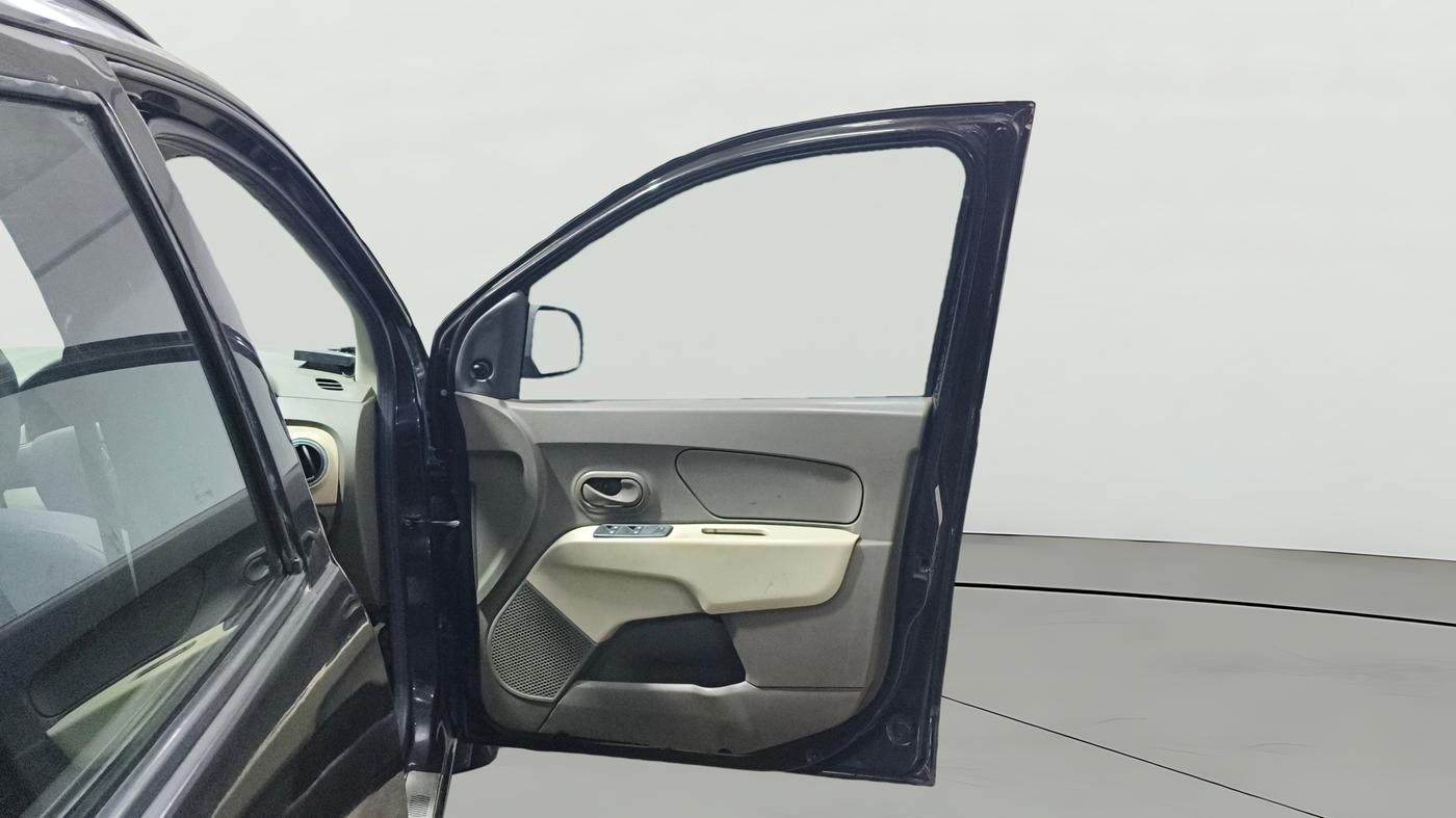 2015 Renault Lodgy 85 PS RXL, Diesel, Manual, 85,488 km, RHS Front Door