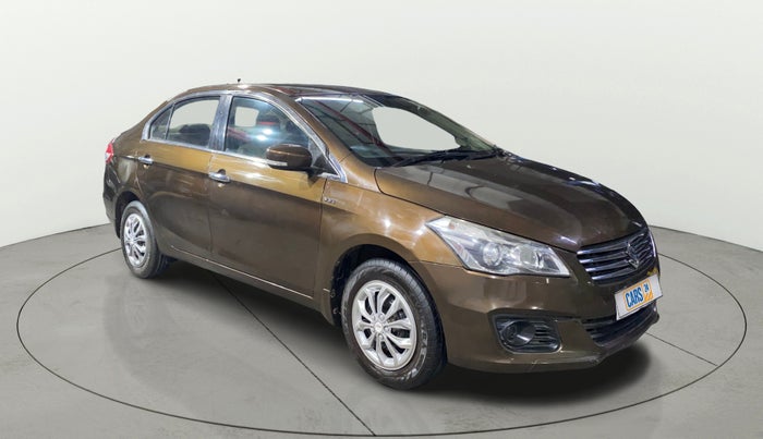 2016 Maruti Ciaz VXI, Petrol, Manual, 87,836 km, Right Front Diagonal