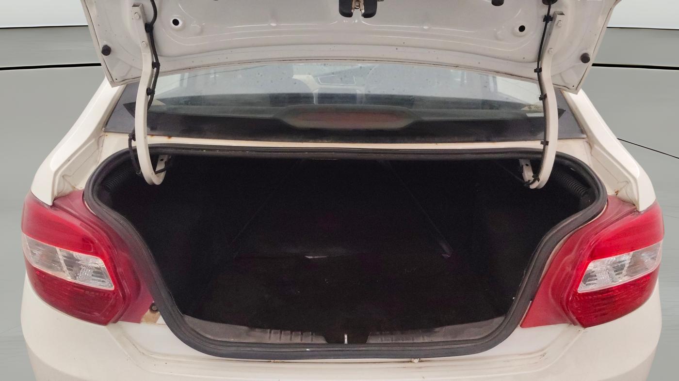 2015 Tata Zest XMS PETROL, Petrol, Manual, 1,17,892 km, Boot Open Zoomed View