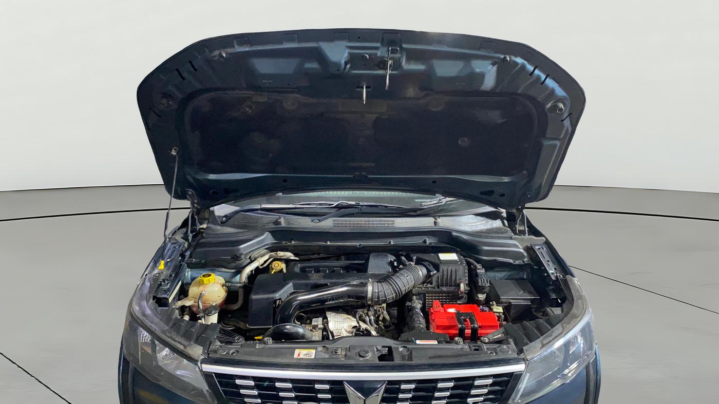 2022 Mahindra XUV300 W6 1.5 DIESEL AMT, Diesel, Automatic, 91,756 km, Open Bonet