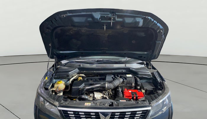 2022 Mahindra XUV300 W6 1.5 DIESEL AMT, Diesel, Automatic, 91,756 km, Open Bonet