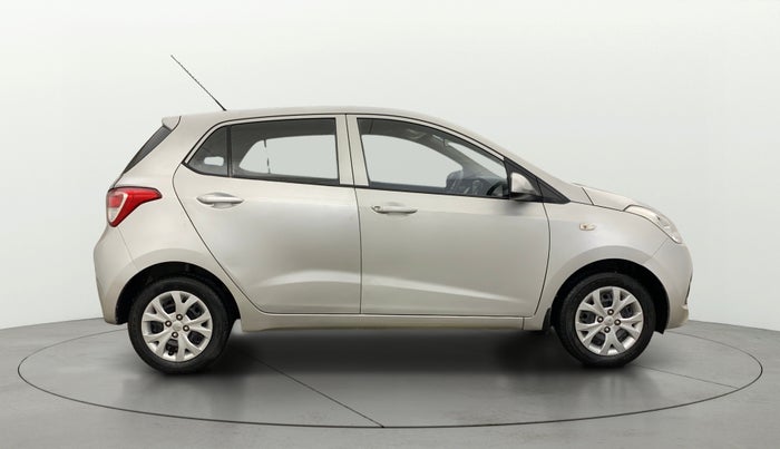 2015 Hyundai Grand i10 MAGNA 1.2 KAPPA VTVT, Petrol, Manual, 13,871 km, Right Side View