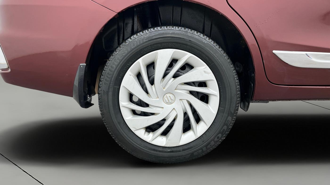2021 Maruti Ertiga VXI AT SHVS, Petrol, Automatic, 62,696 km, Right Rear Wheel