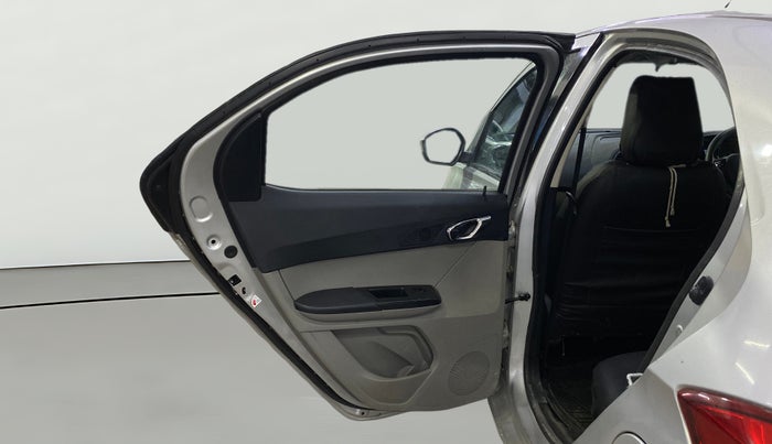 2018 Tata Tiago XZA PETROL, Petrol, Automatic, 27,449 km, LHS Rear Door