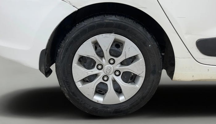 2015 Hyundai Xcent S 1.2, Petrol, Manual, 55,621 km, Right Rear Wheel