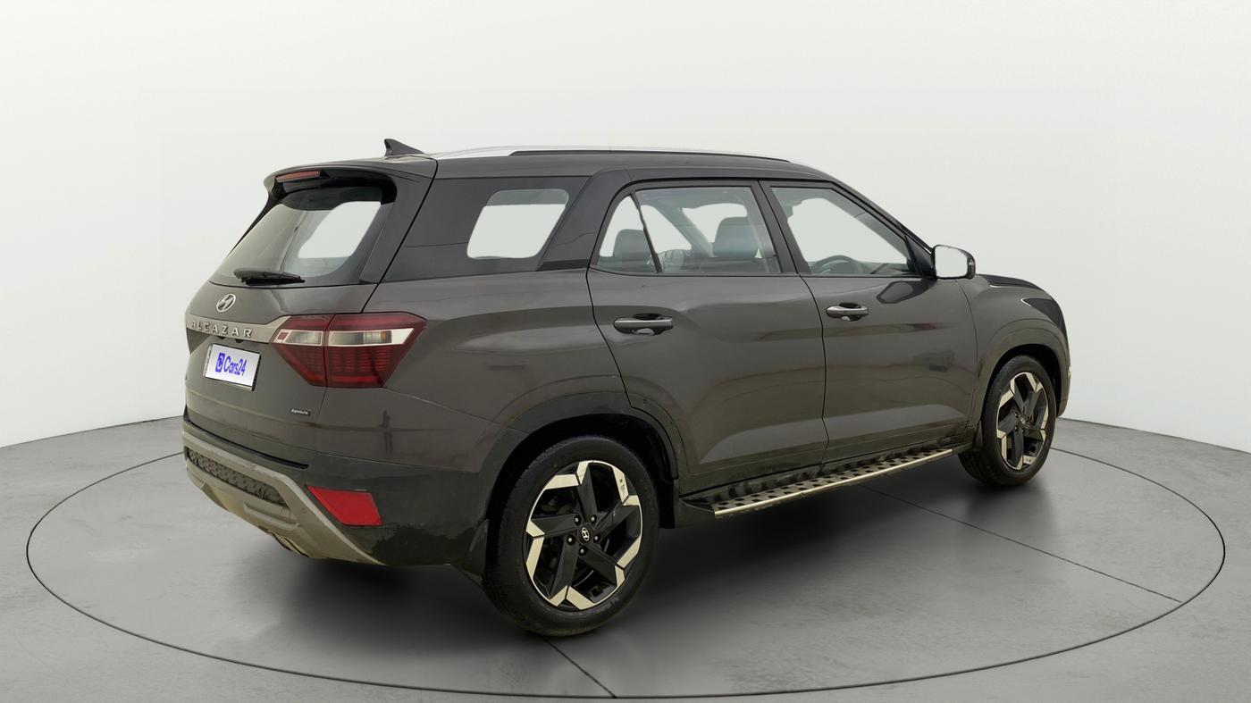 2021 Hyundai ALCAZAR 2.0 SIGNATURE (O) AT 6STR, Petrol, Automatic, 64,767 km, Right Back Diagonal
