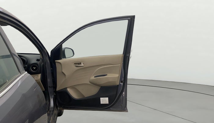 2018 Hyundai NEW SANTRO SPORTZ CNG, CNG, Manual, 33,879 km, RHS Front Door