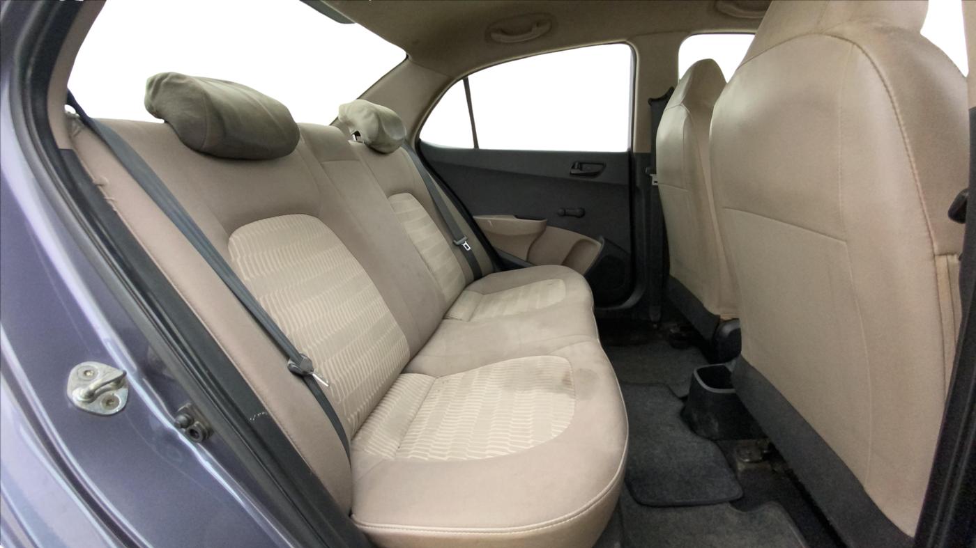 2017 Hyundai Xcent E, Petrol, Manual, 78,652 km, Right Side Rear Door Cabin