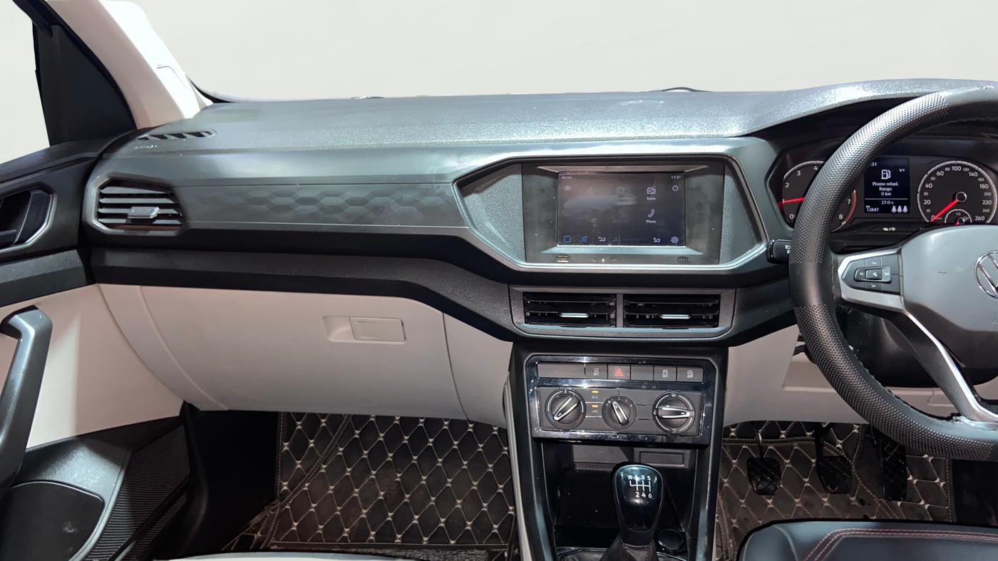 2023 Volkswagen TAIGUN COMFORTLINE 1.0 TSI MT, Petrol, Manual, 12,833 km, Air Conditioner