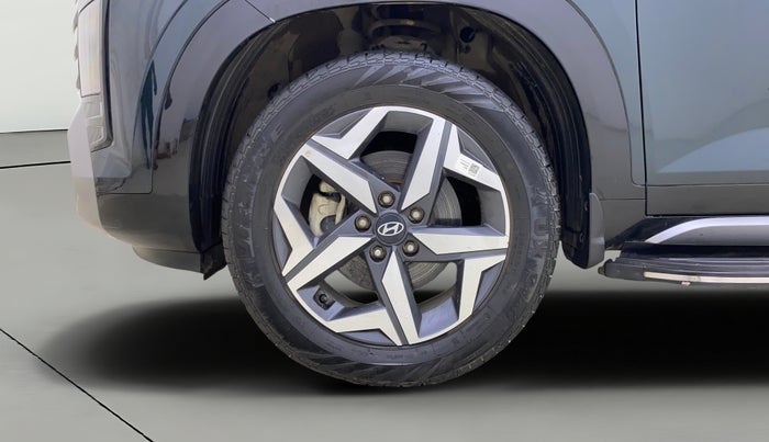 2025 Hyundai ALCAZAR Executive 7 STR 1.5 Turbo GDi Petrol MT, Petrol, Manual, 4,012 km, Left Front Wheel