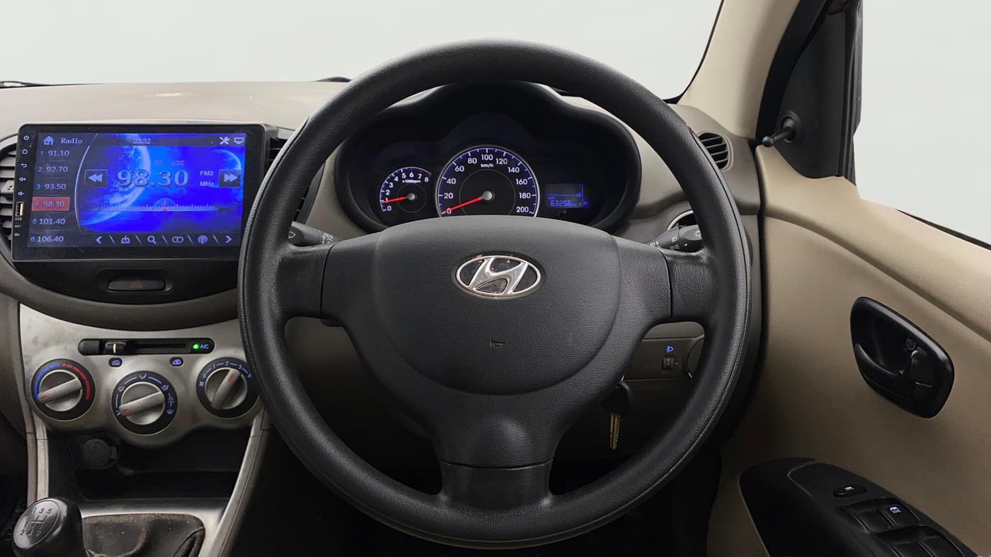 2016 Hyundai i10 MAGNA 1.1, Petrol, Manual, 63,395 km, Steering Wheel Close Up