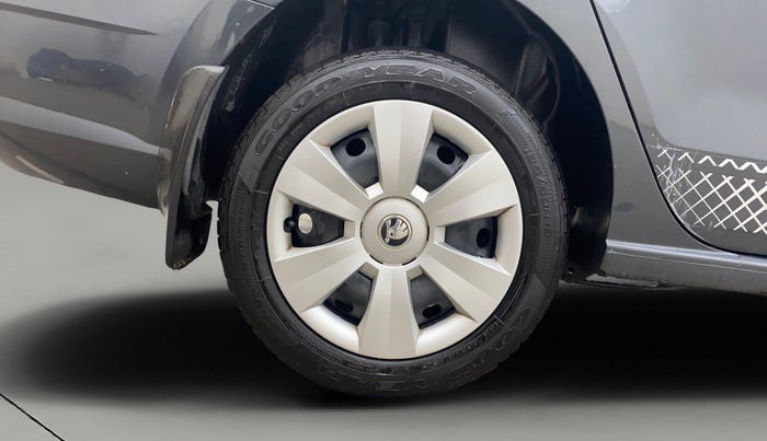 2019 Skoda Rapid 1.6 MPI ACTIVE, Petrol, Manual, 28,260 km, Right Rear Wheel