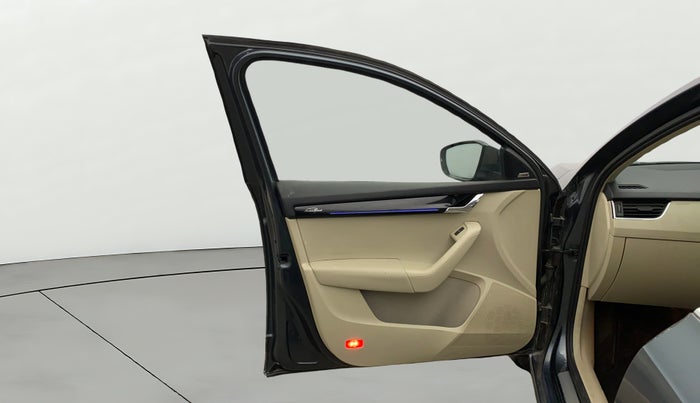 2018 Skoda Octavia L&K 1.8 TSI AT, Petrol, Automatic, 57,765 km, LHS Front Door