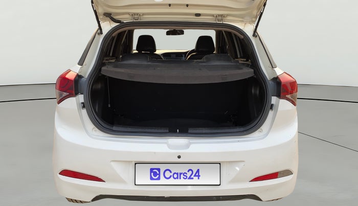 2015 Hyundai Elite i20 MAGNA 1.4 CRDI, Diesel, Manual, 1,42,570 km, Boot Open Zoomed View