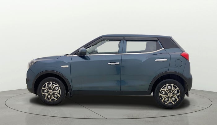 2022 Mahindra XUV300 W4 1.5 DIESEL, Diesel, Manual, 49,824 km, Left Side
