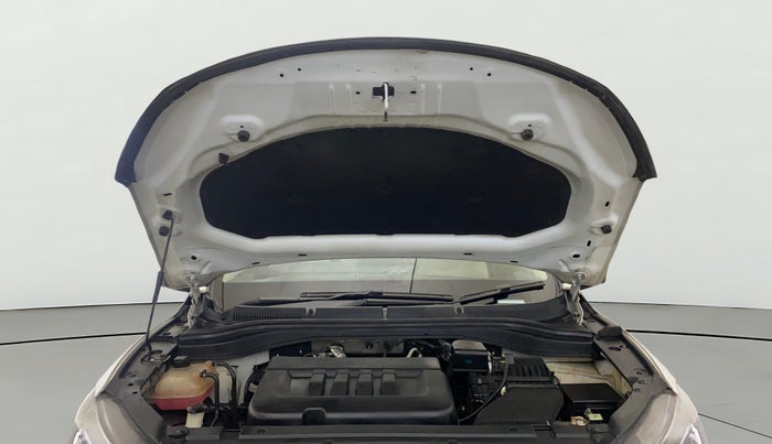 2023 Mahindra XUV700 AX 7 LUXURY D AWD AT 7 STR, Diesel, Automatic, 76,365 km, Open Bonet