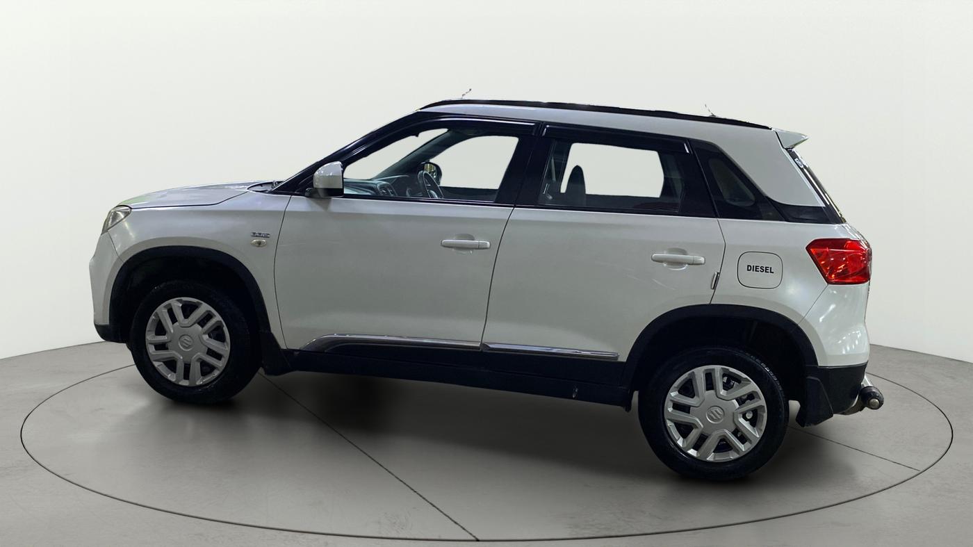 2017 Maruti Vitara Brezza VDI (O), Diesel, Manual, 48,368 km, Left Side