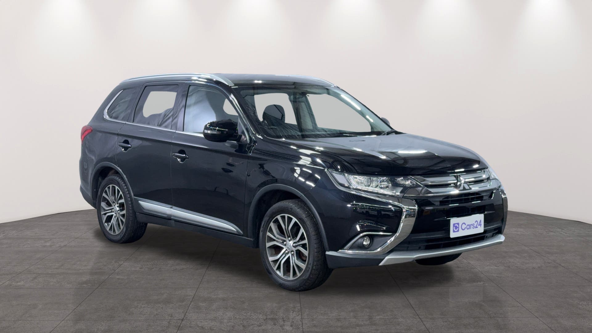 Mitsubishi Outlander image