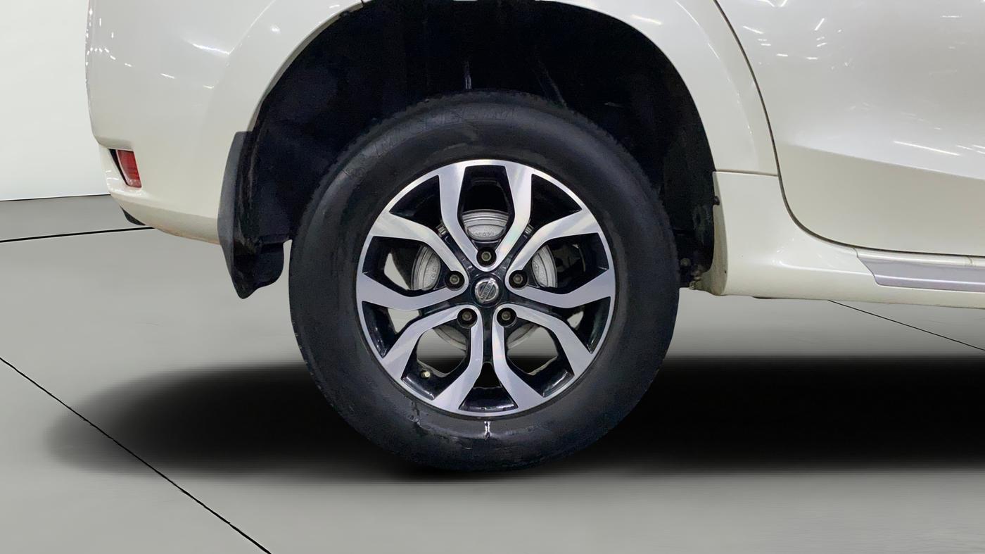 2018 Nissan Terrano XV PREMIUM D, Diesel, Manual, 44,407 km, Right Rear Wheel