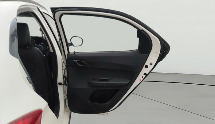 2018 Tata TIAGO NRG PETROL, Petrol, Manual, 66,998 km, RHS Rear Door