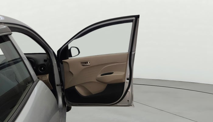 2019 Hyundai NEW SANTRO SPORTZ CNG, CNG, Manual, 1,34,769 km, RHS Front Door